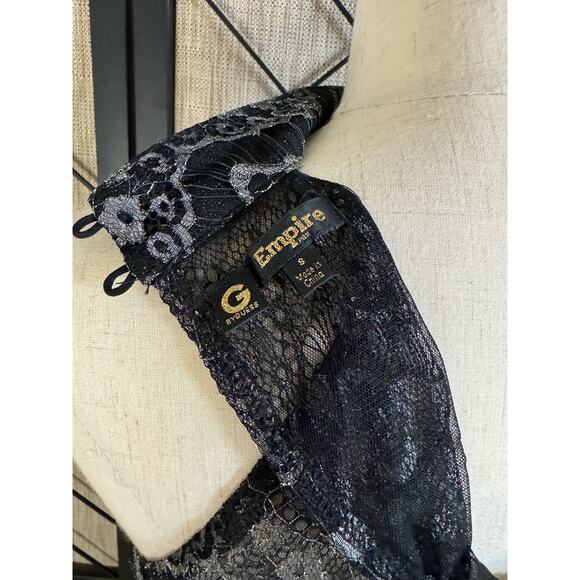 GUESS Empire Women’s Sheer Lace Romantic Golden Black Dressy Turtleneck Small - Picture 3 of 5